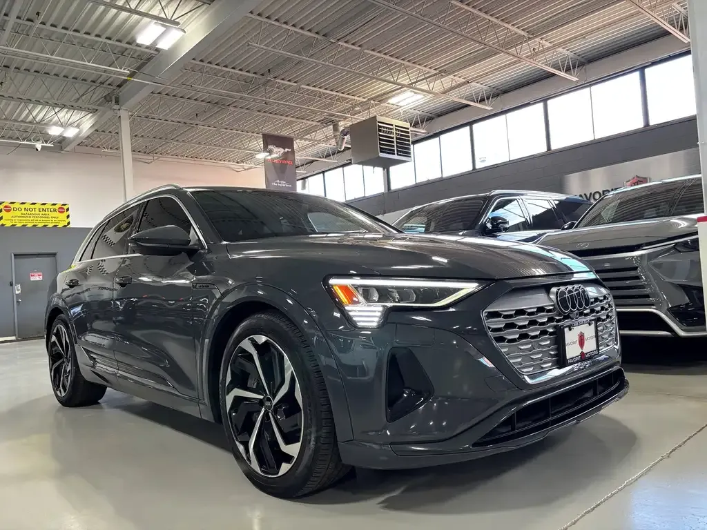 Audi Q8 E-Tron 2024 photo 2