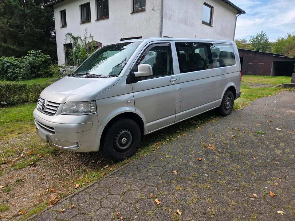 Volkswagen T5 Caravelle