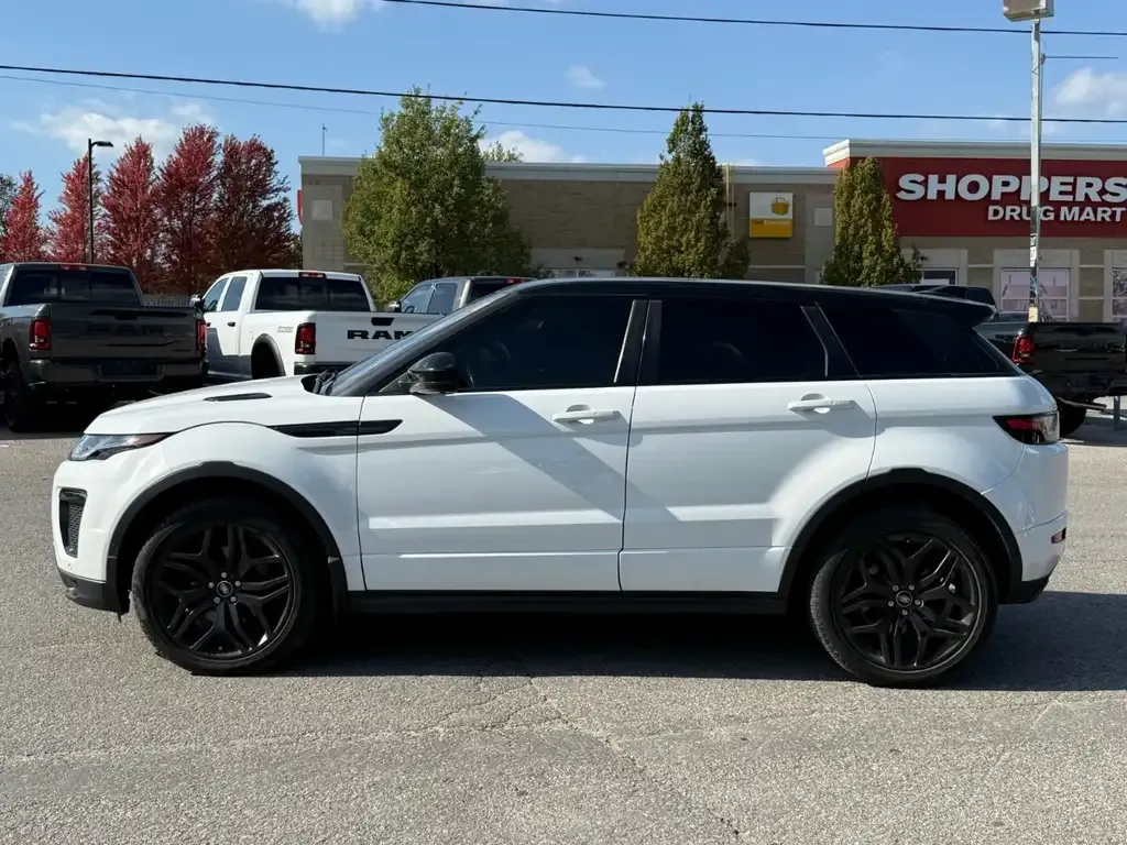Land Rover Range Rover Evoque 2017 photo 4