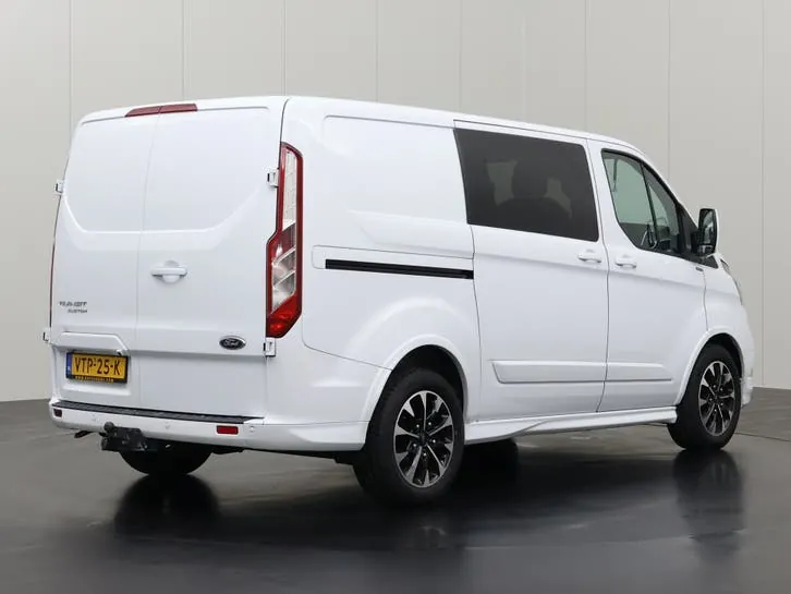 Ford Transit Custom 2023 photo 2