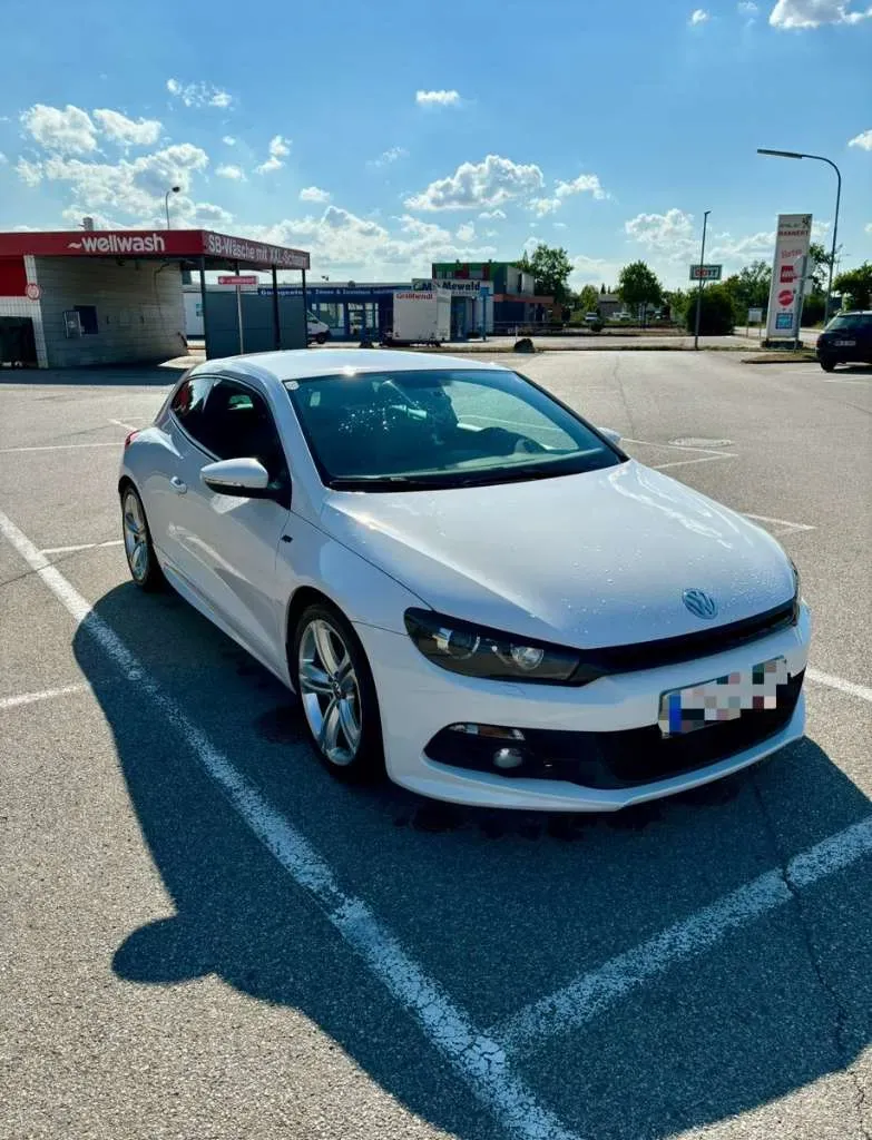 Volkswagen Scirocco 2010 photo 3