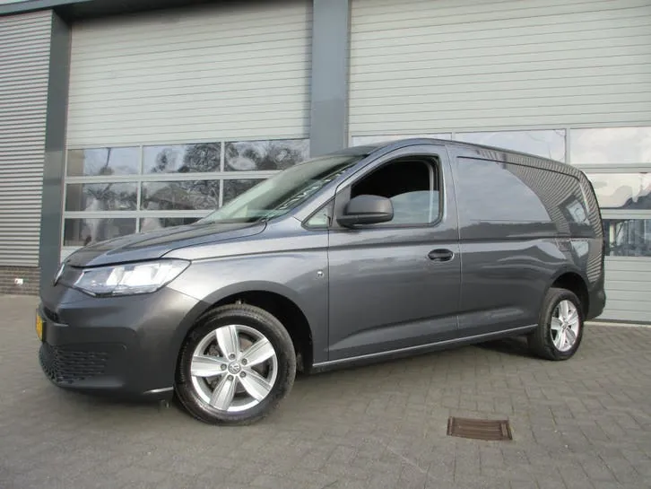 Volkswagen Caddy 2022 photo 2