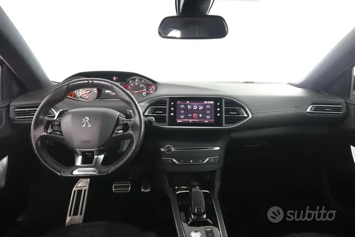 Peugeot 308 2019 photo 4