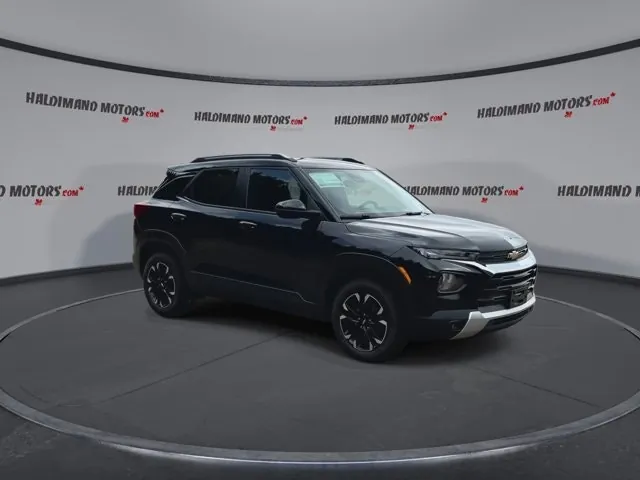 Chevrolet Trailblazer 2021 photo 2