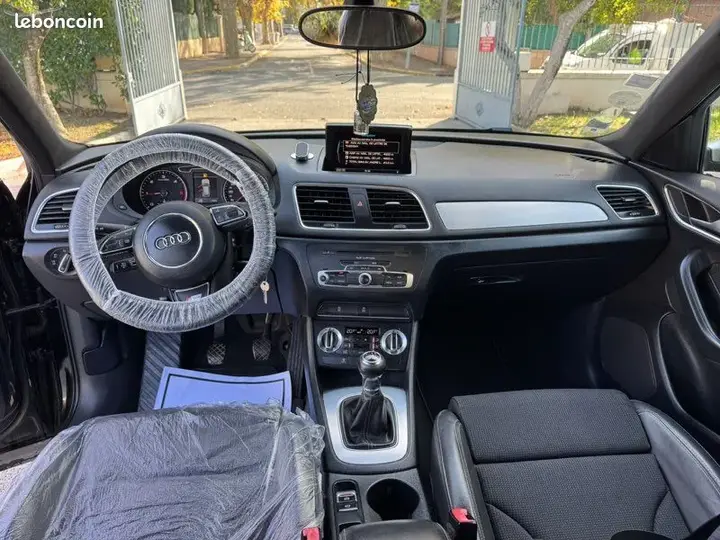 Audi Q3 2012 photo 3