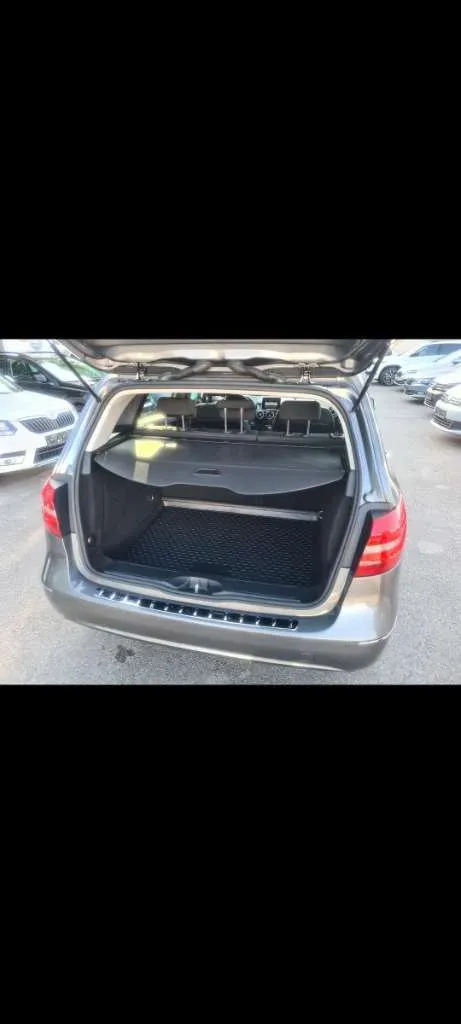 Mercedes-Benz B-Class 2013 photo 3