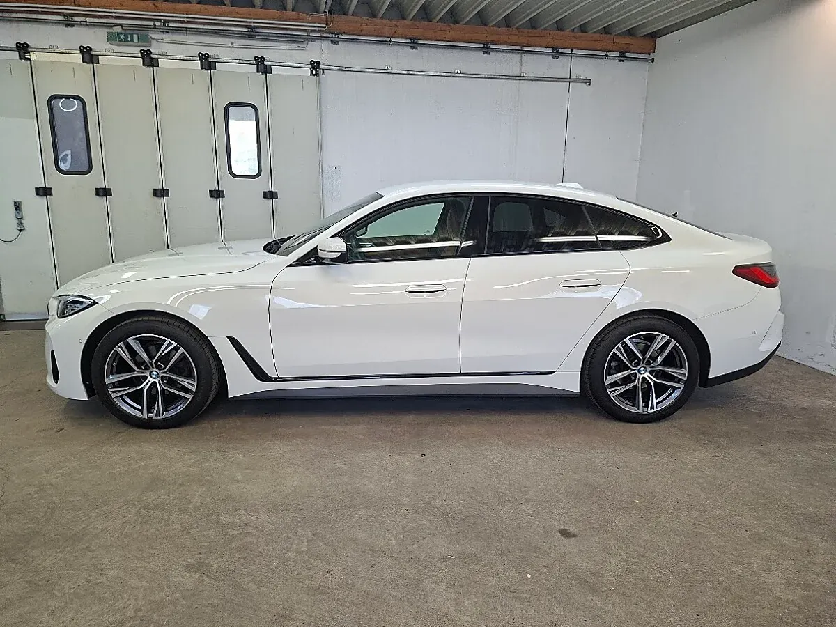BMW 4 Series 2023 photo 2