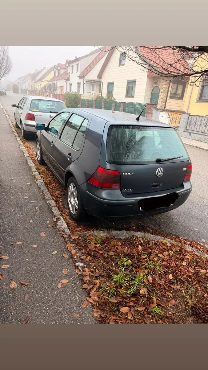 Volkswagen Golf 2001 photo 2