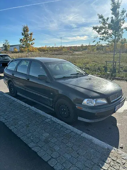 Volvo V40 1998 photo 5