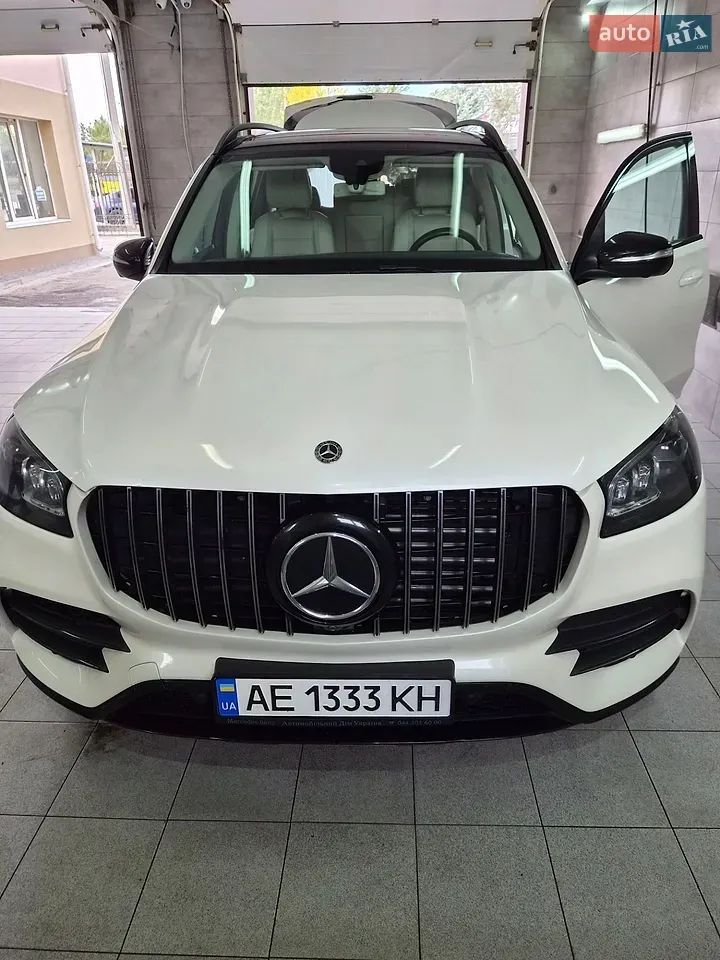 Mercedes-Benz Gls-Class 2019 photo 5