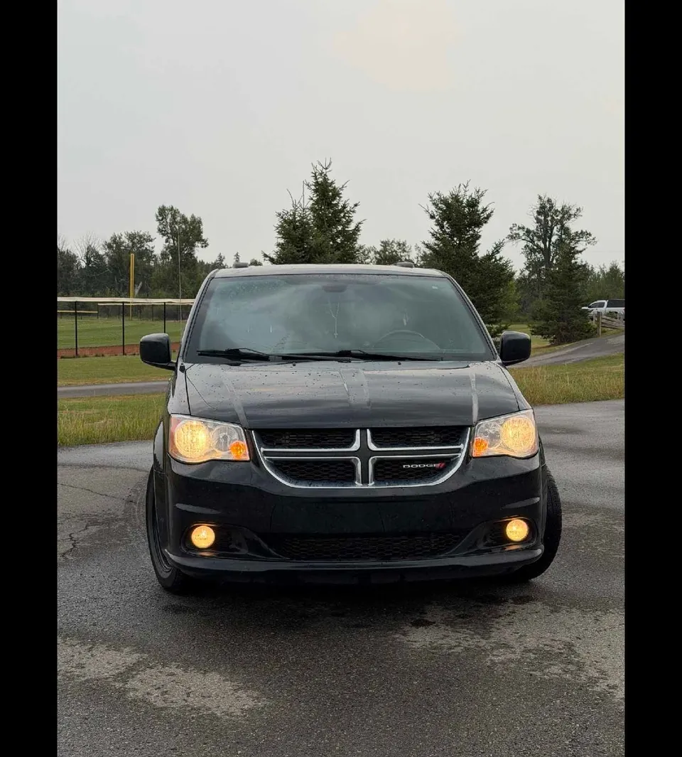 Dodge Grand Caravan 2020 photo 2