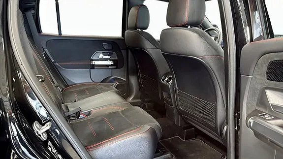 Mercedes-Benz Glb200 2025 photo 5