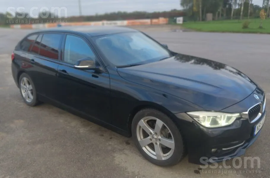 BMW 318 2016 photo 3