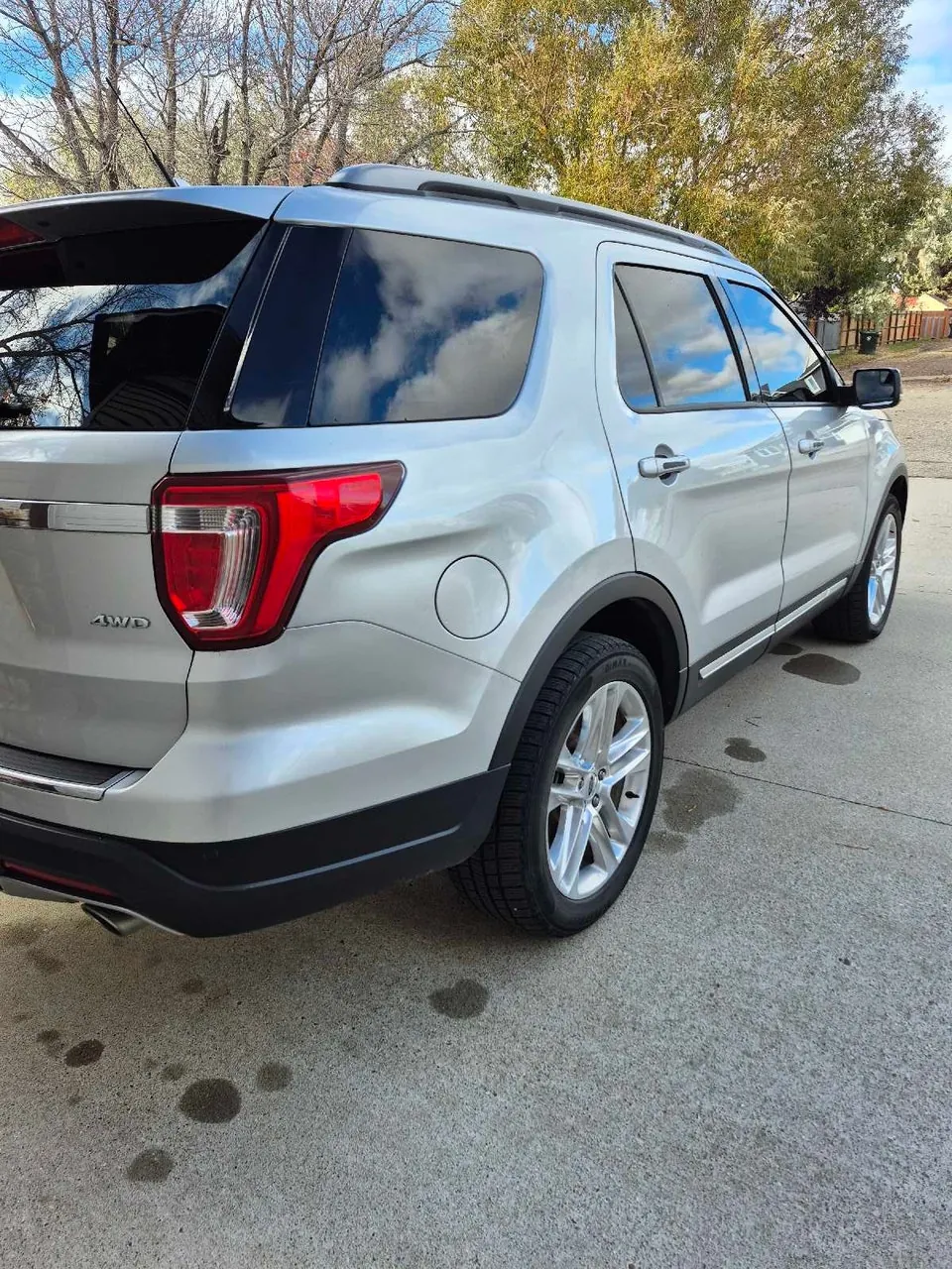 Ford Explorer 2018 photo 3