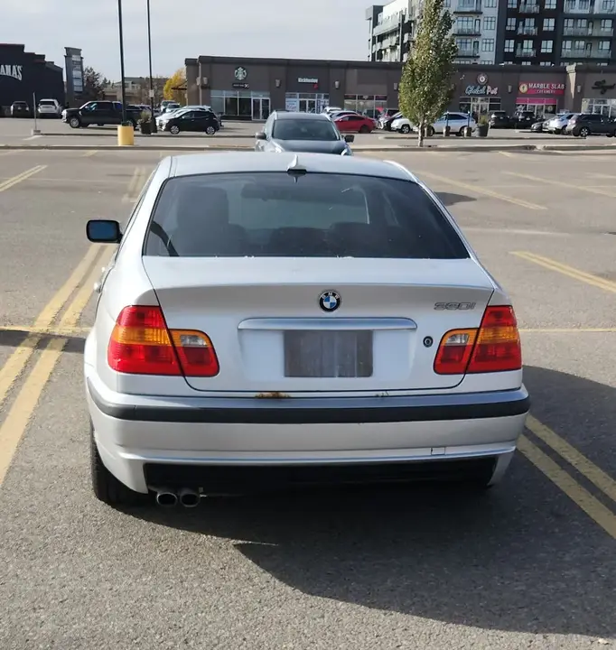 BMW 3 Series 2004 photo 3