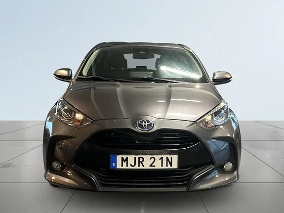 Toyota Yaris 2022 photo 2