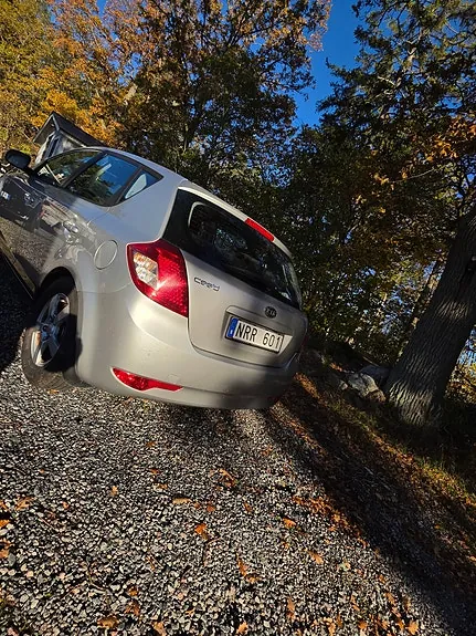 Kia Ceed 2010 photo 4