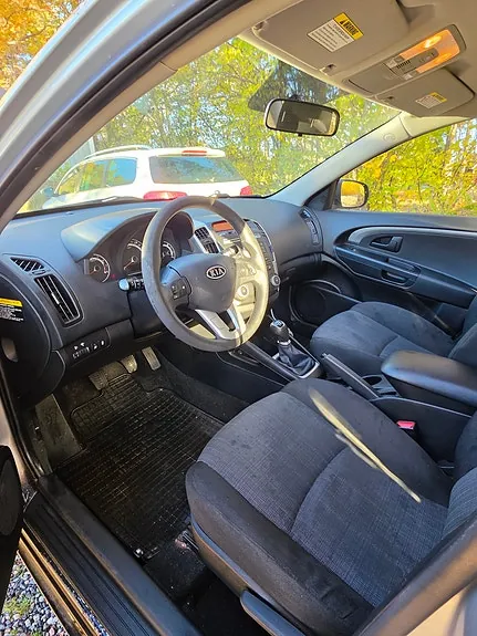 Kia Ceed 2010 photo 2