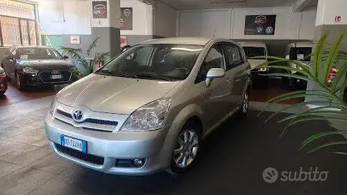Toyota Corolla Verso 2006 photo 5