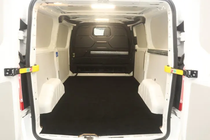 Ford Transit Custom 2021 photo 3