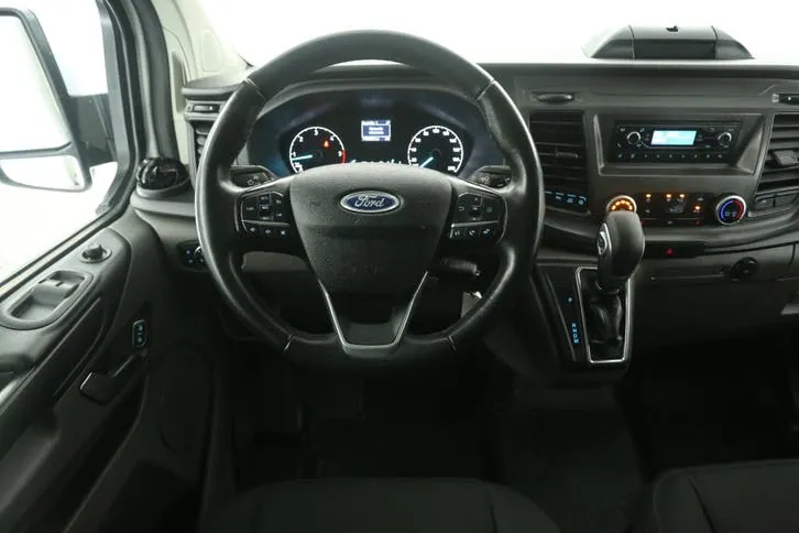 Ford Transit Custom 2021 photo 2