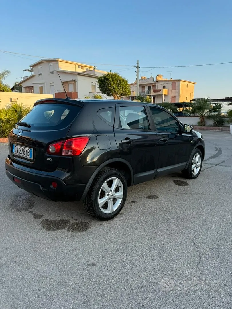 Nissan Qashqai 2010 photo 4