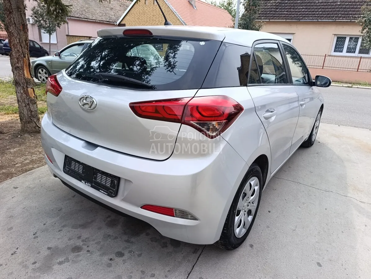 Hyundai I20 2016 photo 2