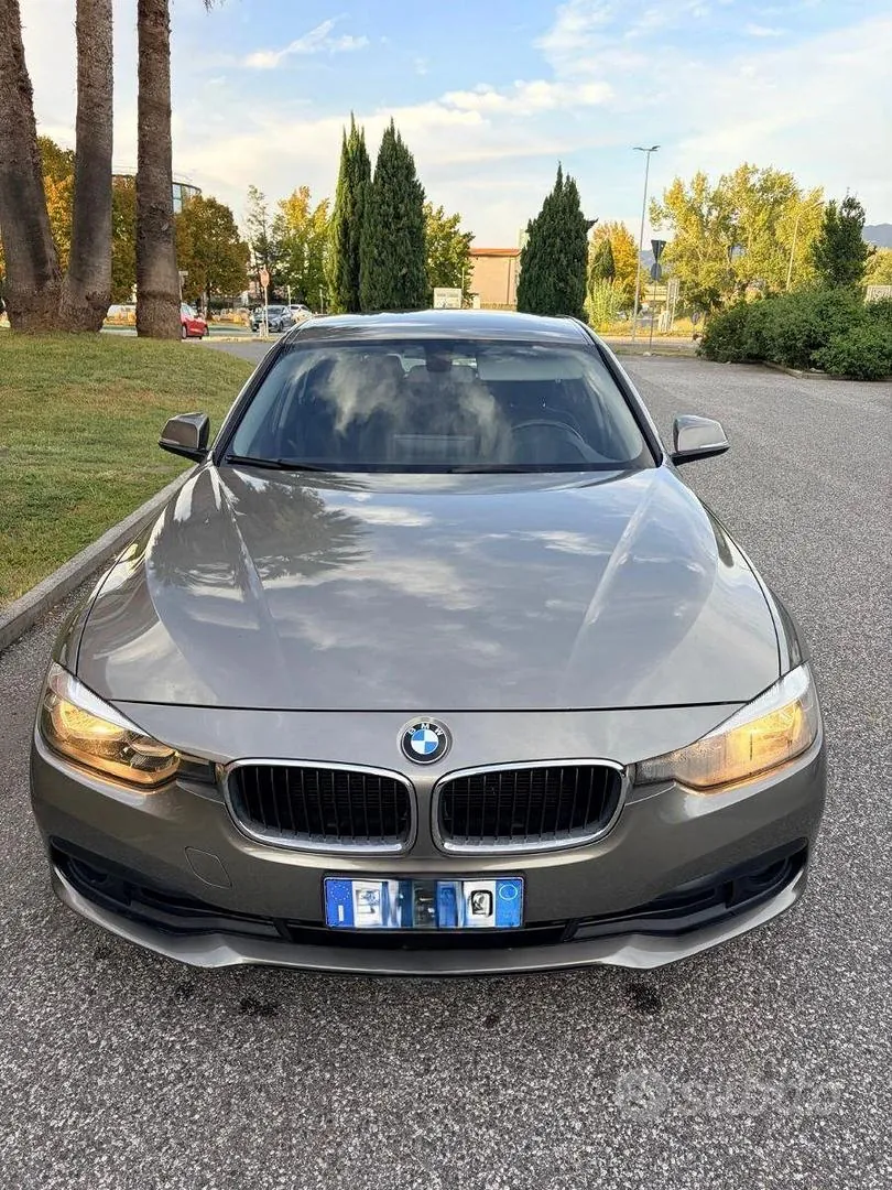 BMW 318 2016 photo 5