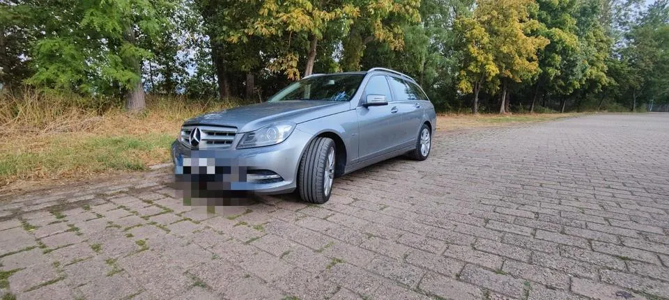 Mercedes-Benz 200