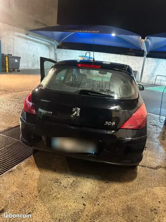 Peugeot 308 2008 photo 2