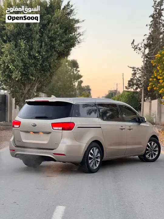 Kia Sedona 2016 photo 3