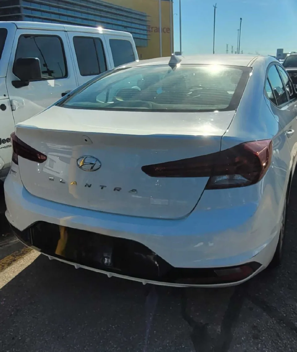 Hyundai Elantra 2020 photo 2