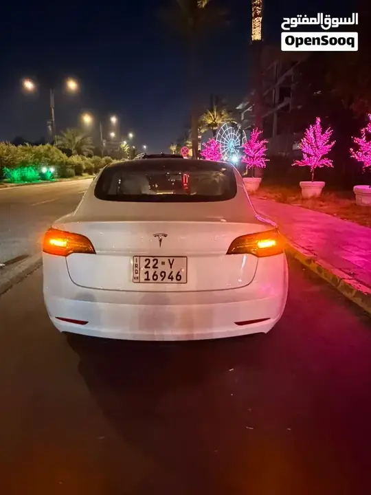 Tesla Model 3 2023 photo 4