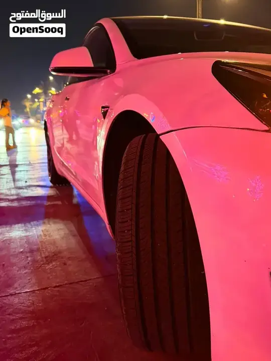 Tesla Model 3 2023 photo 2