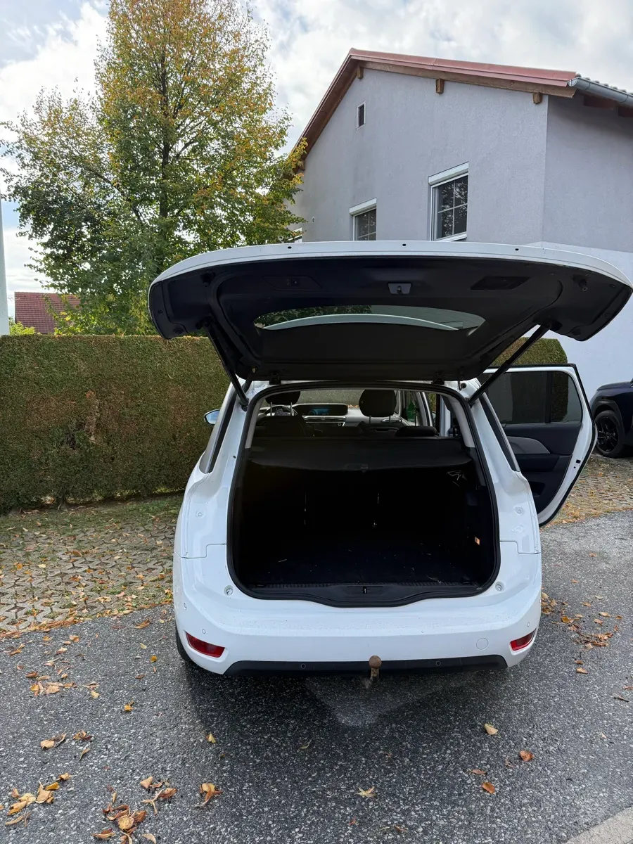 Citroen Grand C4 Picasso 2015 photo 3