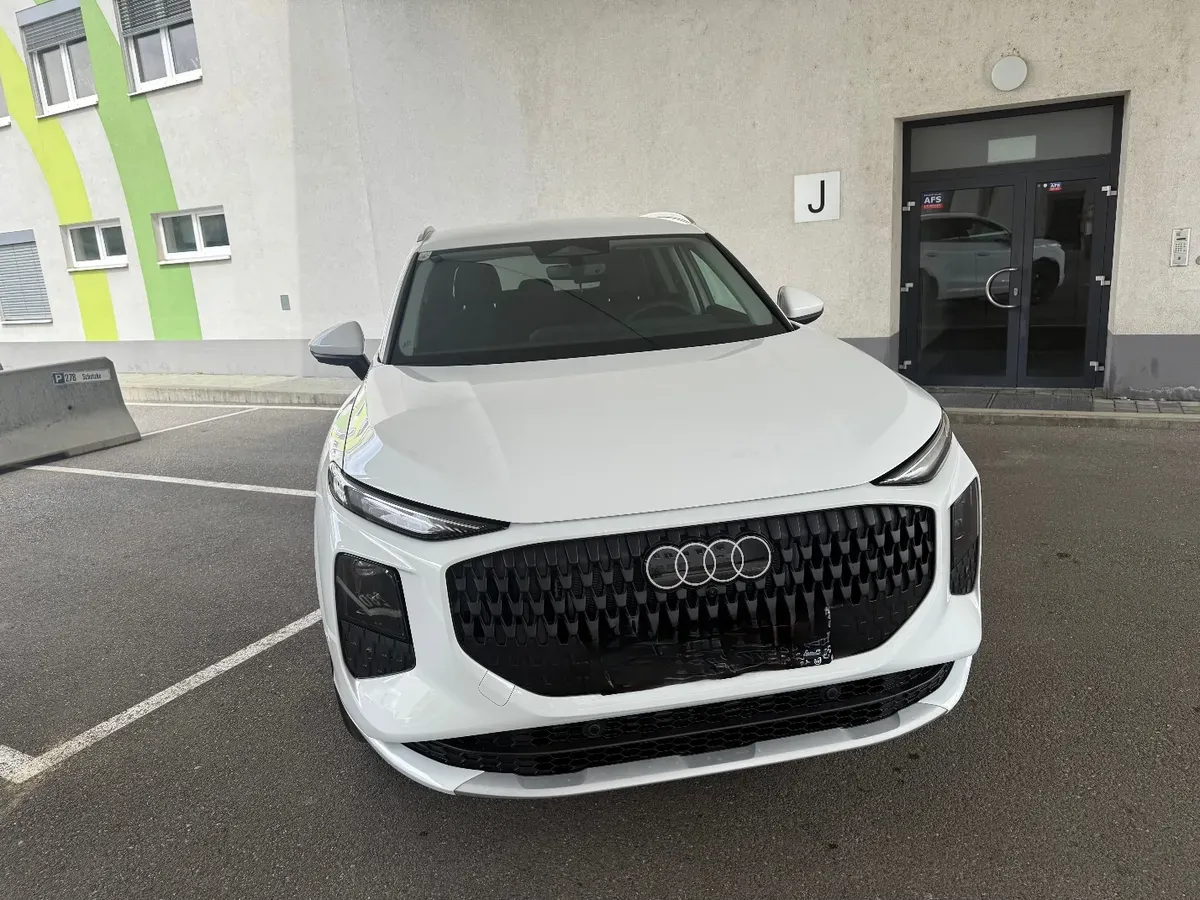 Audi Q3 2026 photo 3