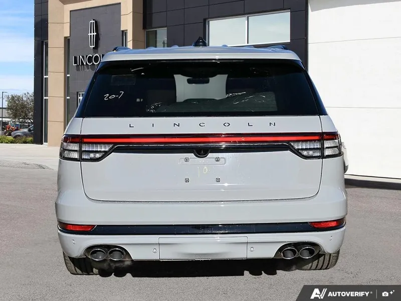 Lincoln Aviator 2027 photo 4