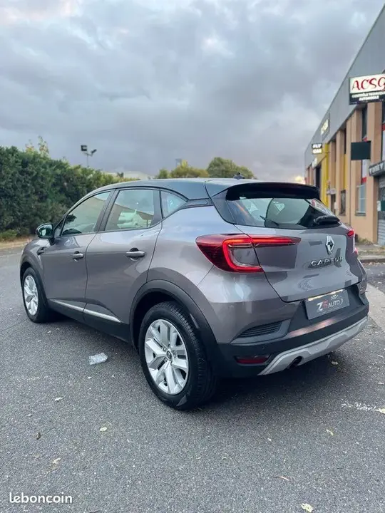 Renault Captur 2020 photo 2