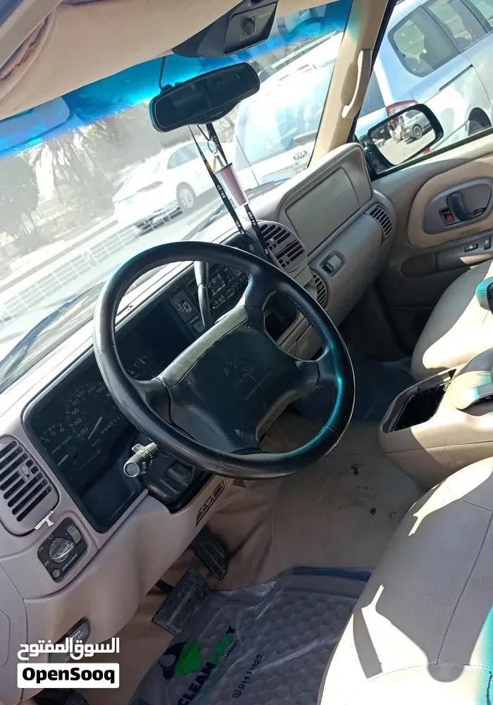 Chevrolet Tahoe 1997 photo 2