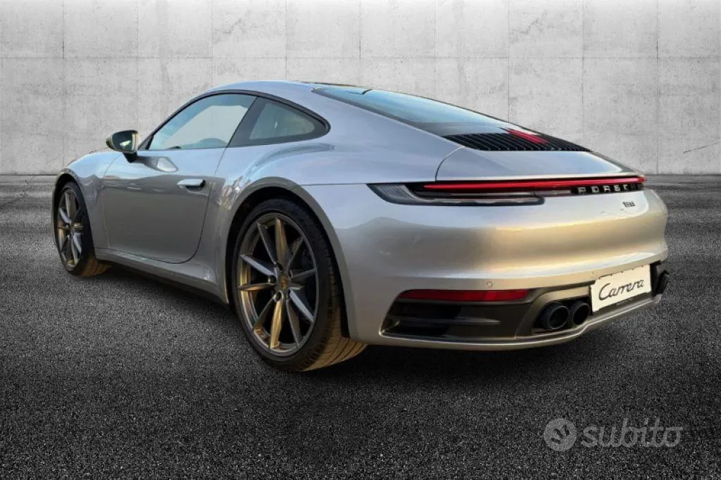 Porsche 911 2020 photo 3