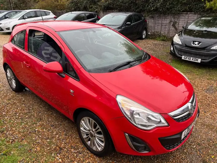 Vauxhall Corsa 2012 photo 4