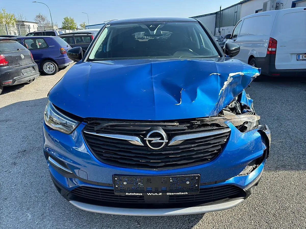 Opel Grandland X 2019 photo 3