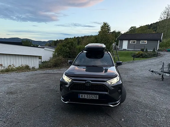 Toyota Rav4 2021 photo 3