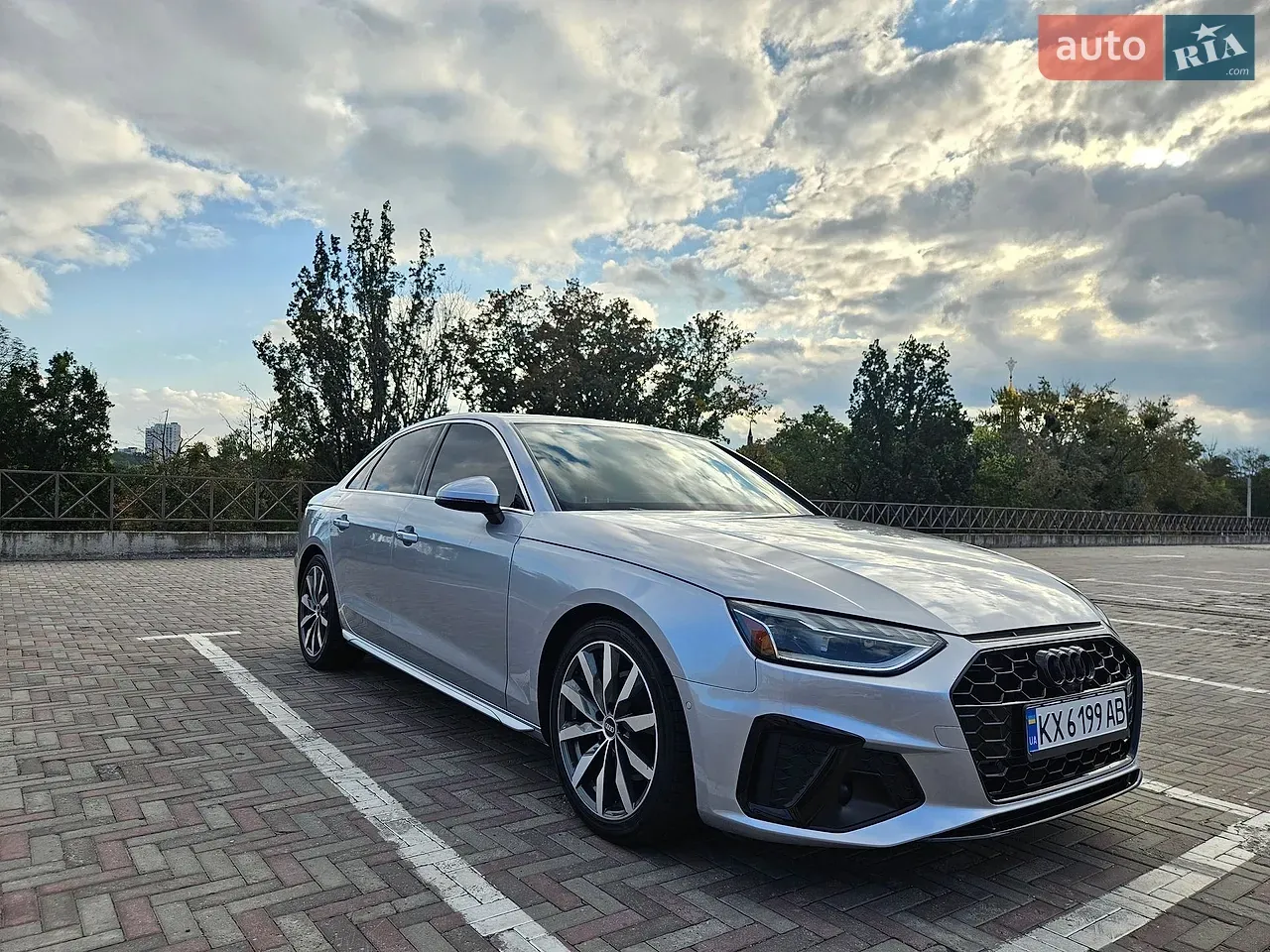 Audi A4 2021 photo 5