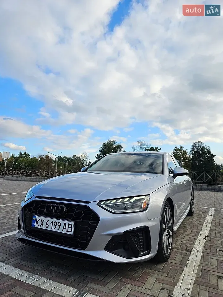 Audi A4 2021 photo 3