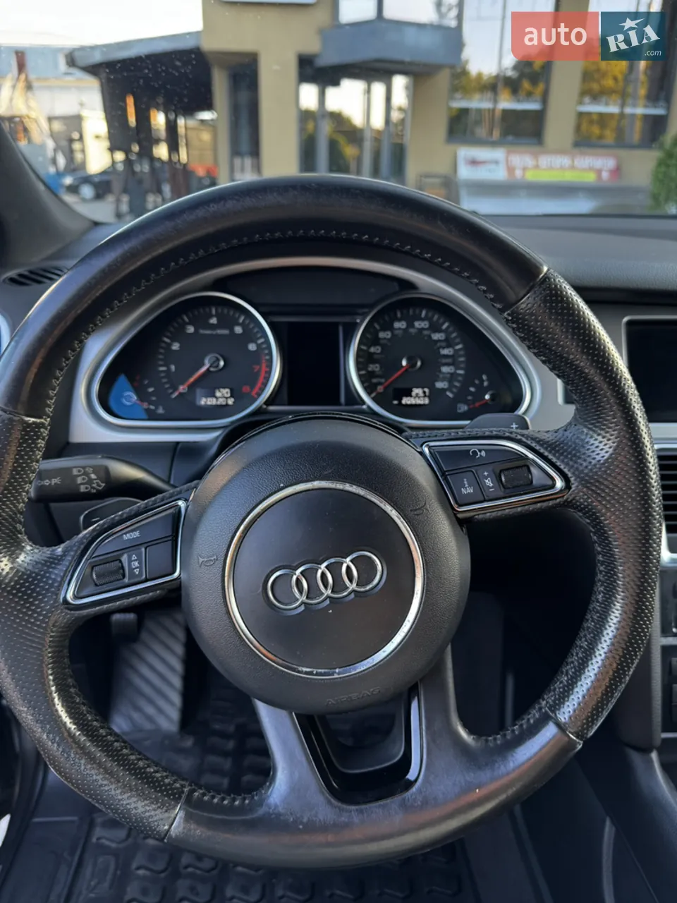 Audi Q7 2011 photo 5