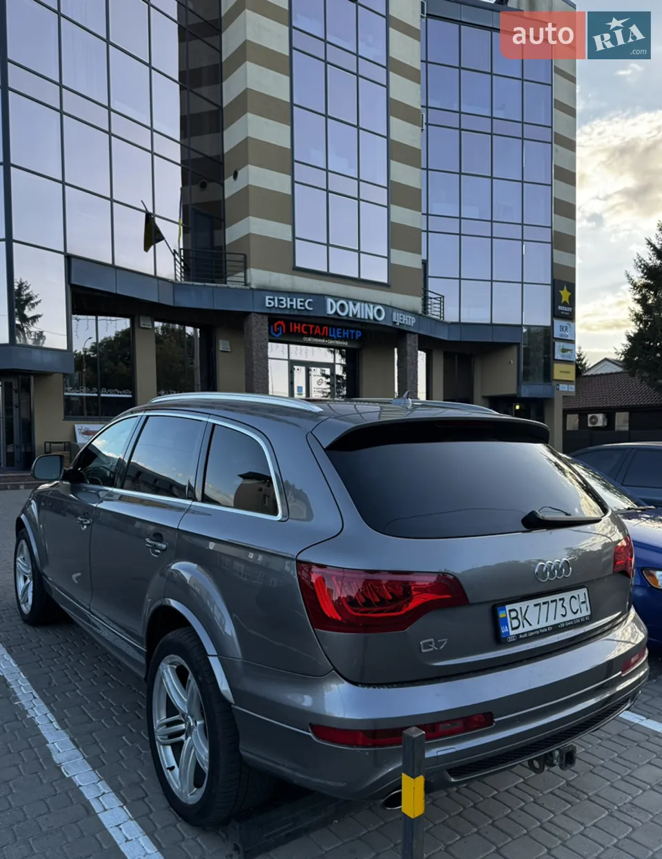 Audi Q7 2011 photo 4