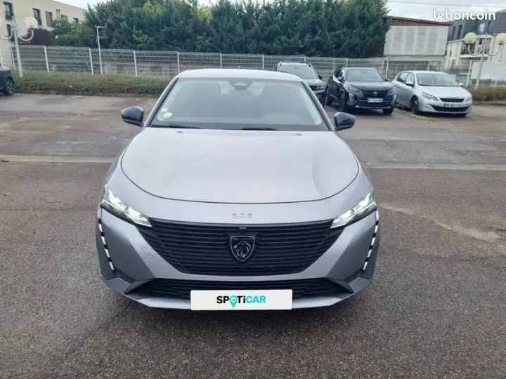 Peugeot 308 2022 photo 2
