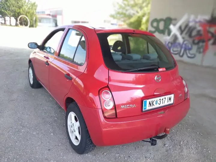Nissan Micra 2005 photo 2
