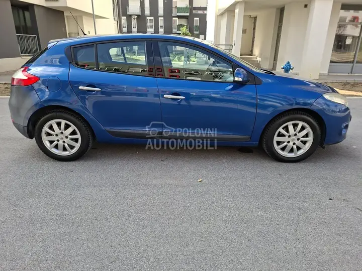 Renault Megane 2010 photo 4
